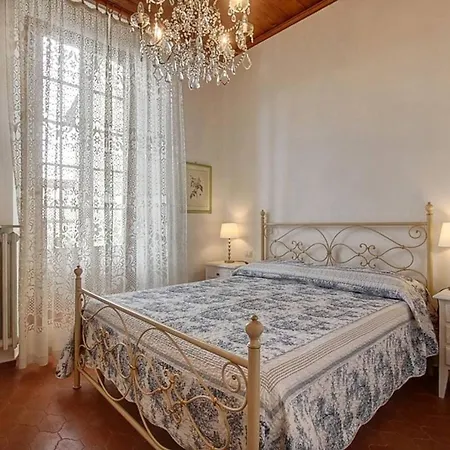 Santa Croce Elegant With Garage Lejlighed